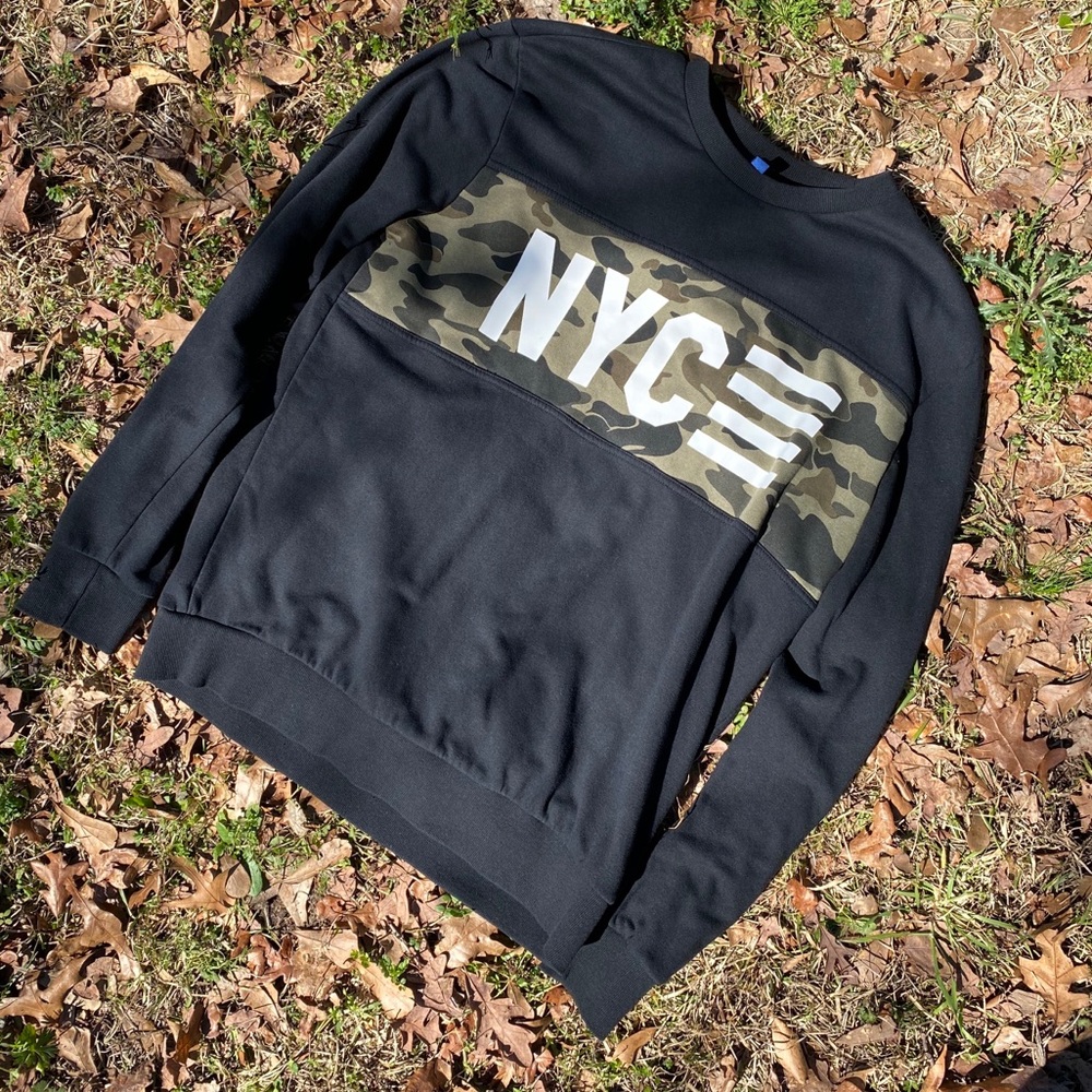 H&M Long Sleeve NYC